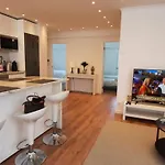 Apartamento Em Alvalade