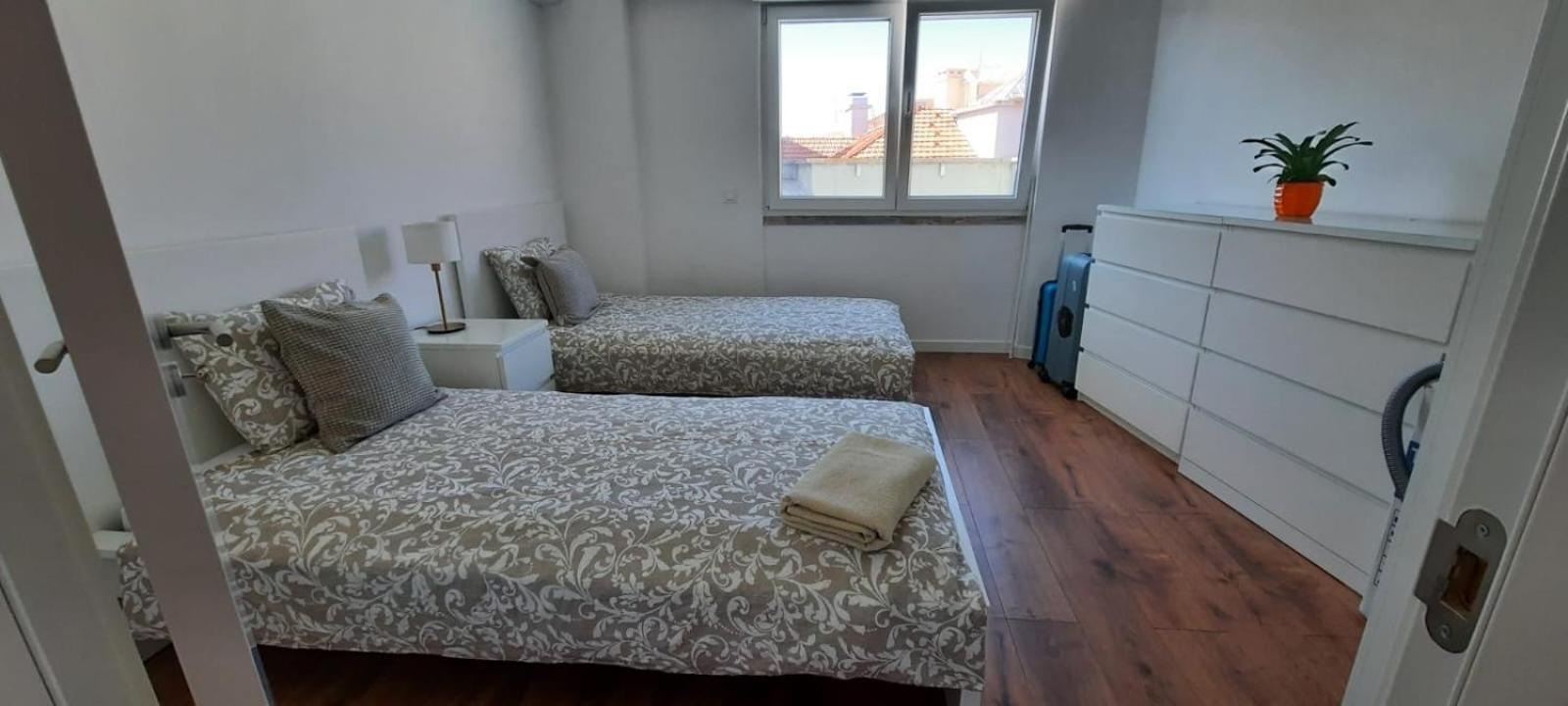 Apartamento Em Alvalade * Lisboa