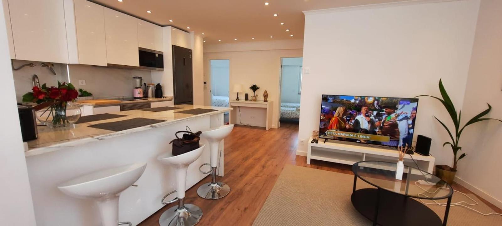 Apartamento Em Alvalade Apartamento